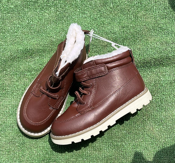 children's shoes