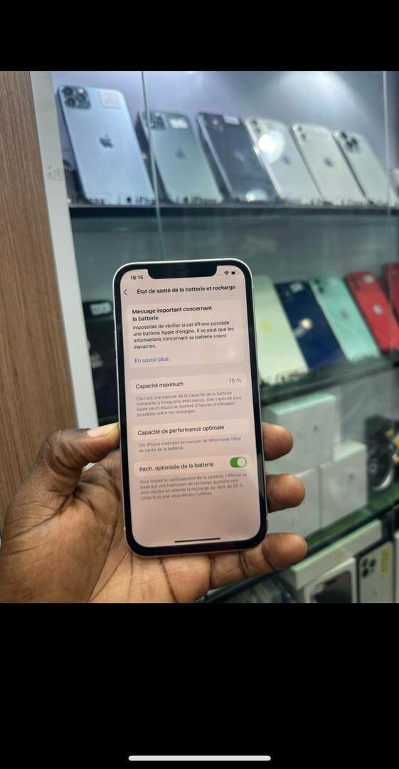 iPhone 12 simple