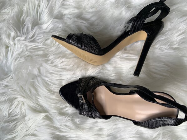 Sandales à talons élégantes