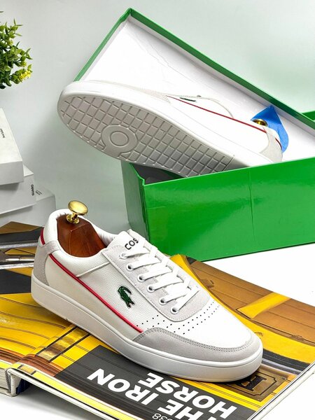 Fashion shoes