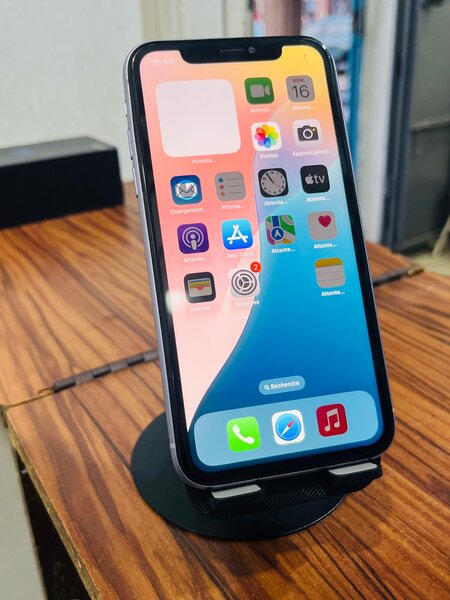 iPhone 11 64gb ( propre