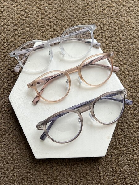 Round glasses