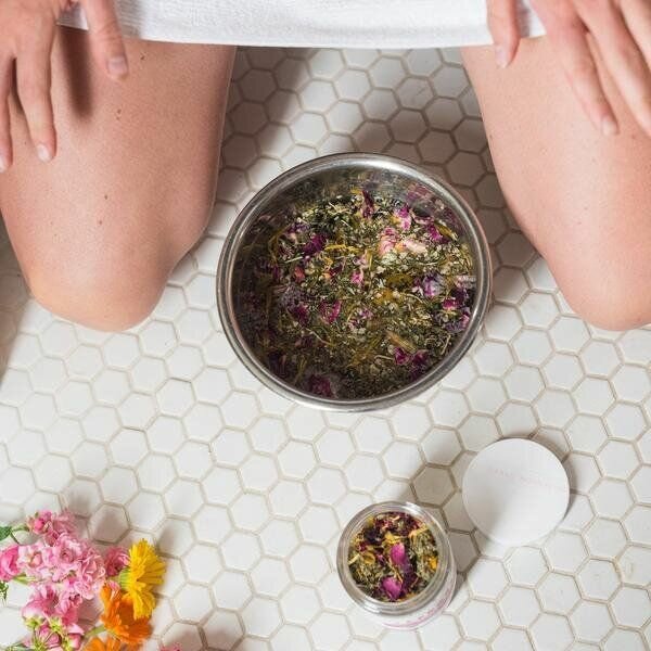 Steaming herbs