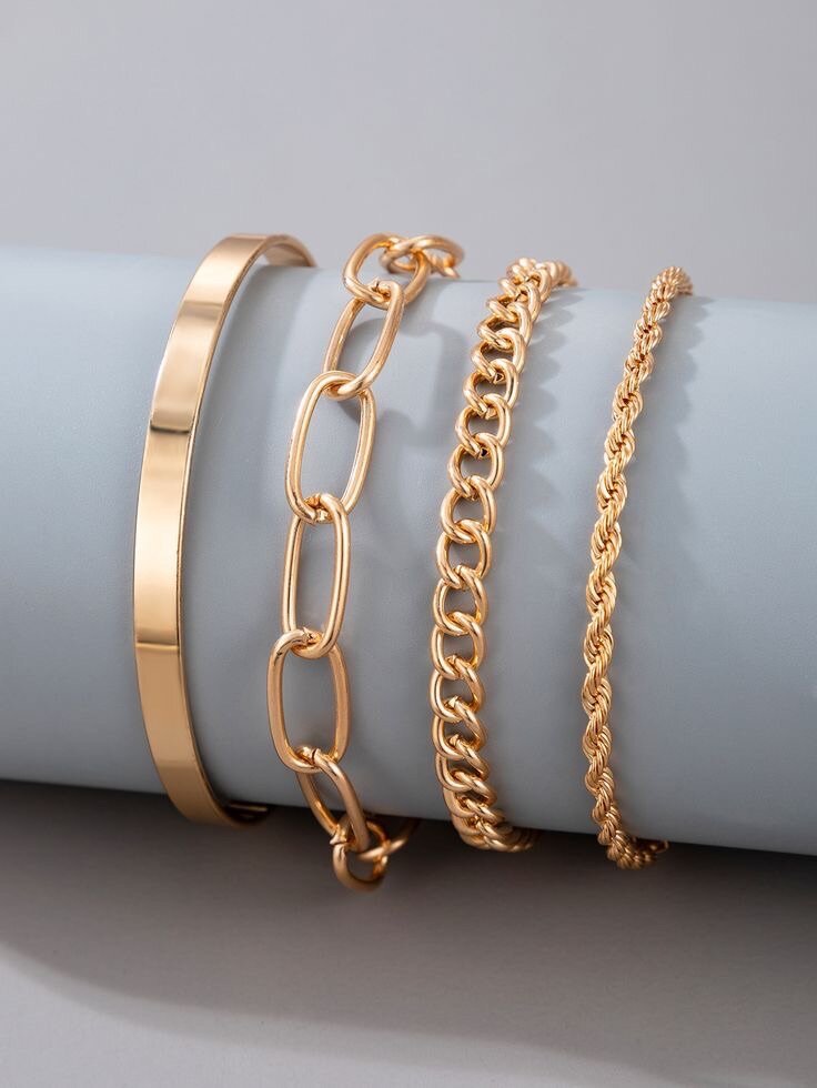 Gold bracelet set