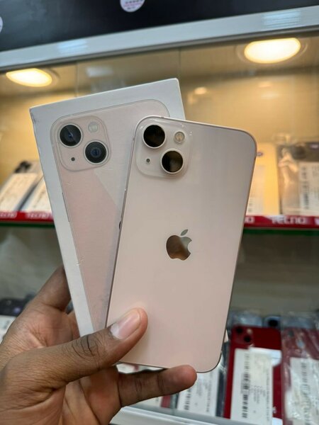 iPhone 13 128 Go second main propre