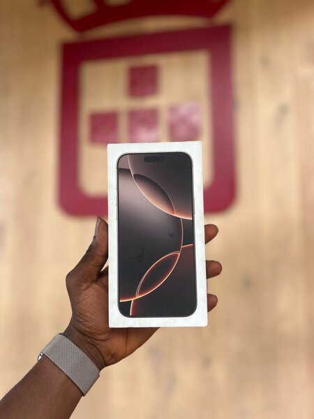 iPhone 16 Pro Max