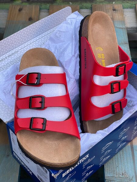 BIRKENSTOCK