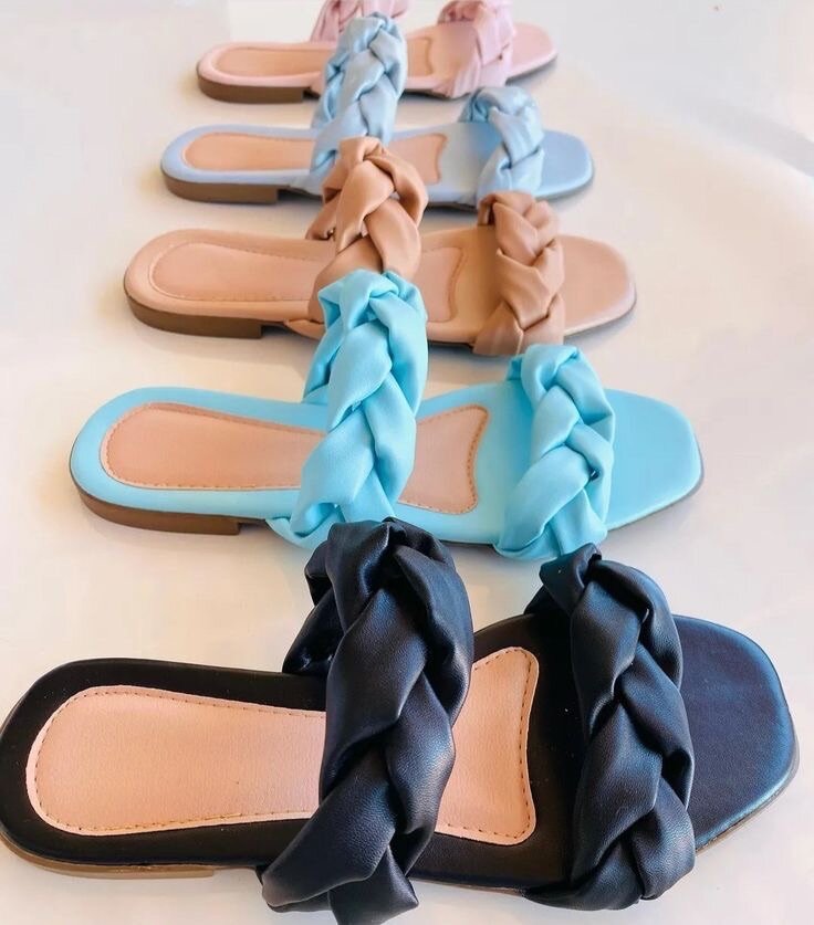 Ladies slippers