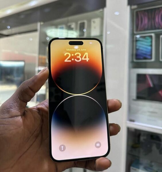 IPHONE 14 PRO MAX