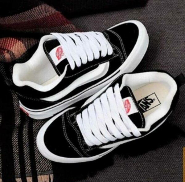 Vans Knu Skool