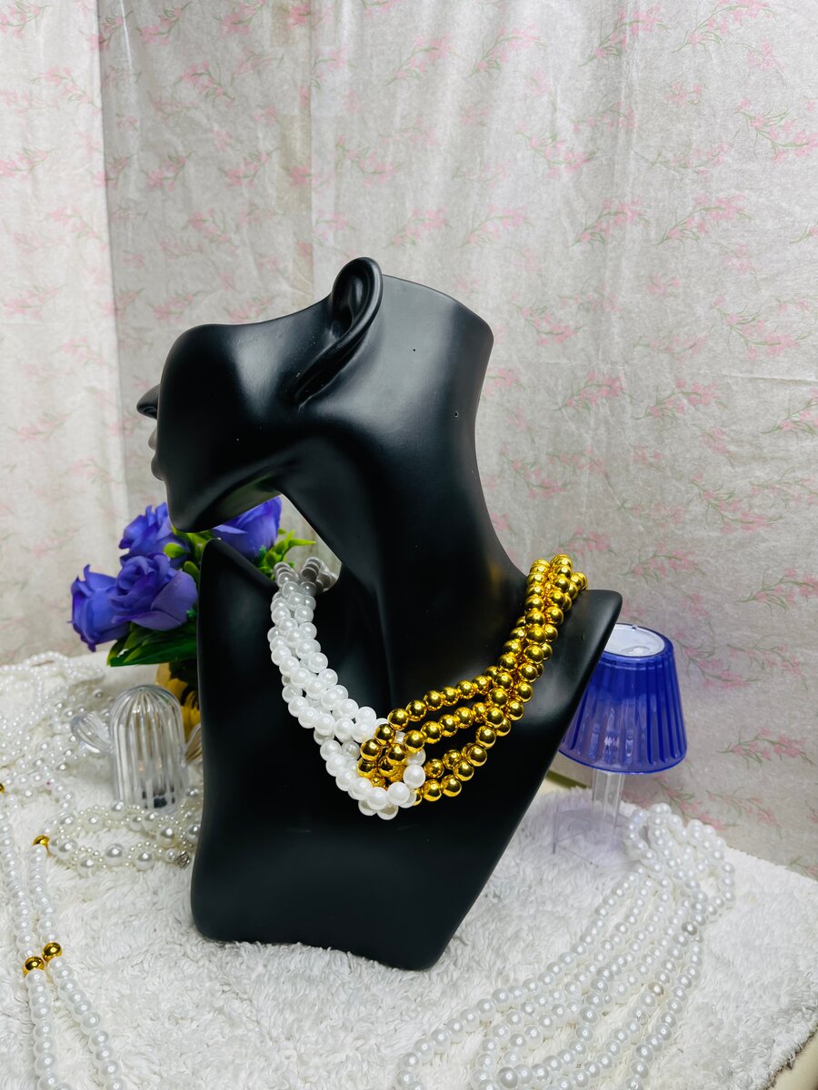 Collier Chic Perles Blanches et Dorées