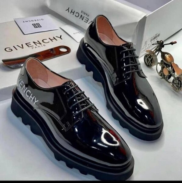 Dressing Shoes
