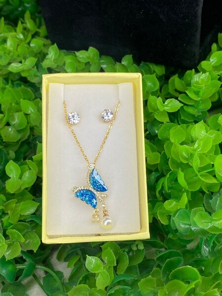 Necklace