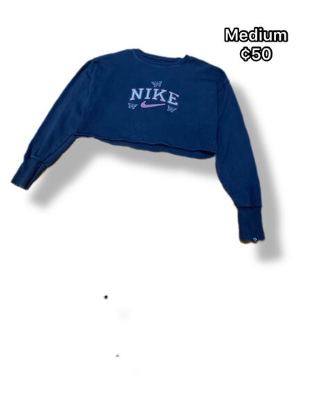 Crop sweatshirts