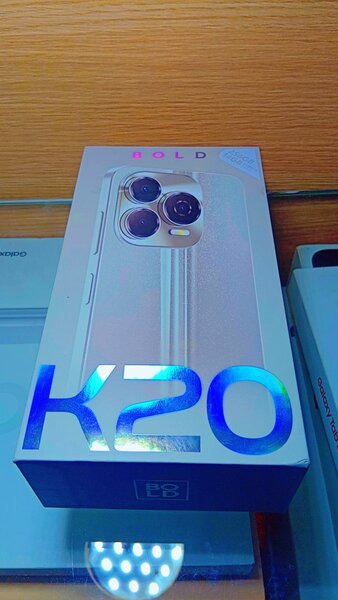 Smartphone BOLD K20 Avancé