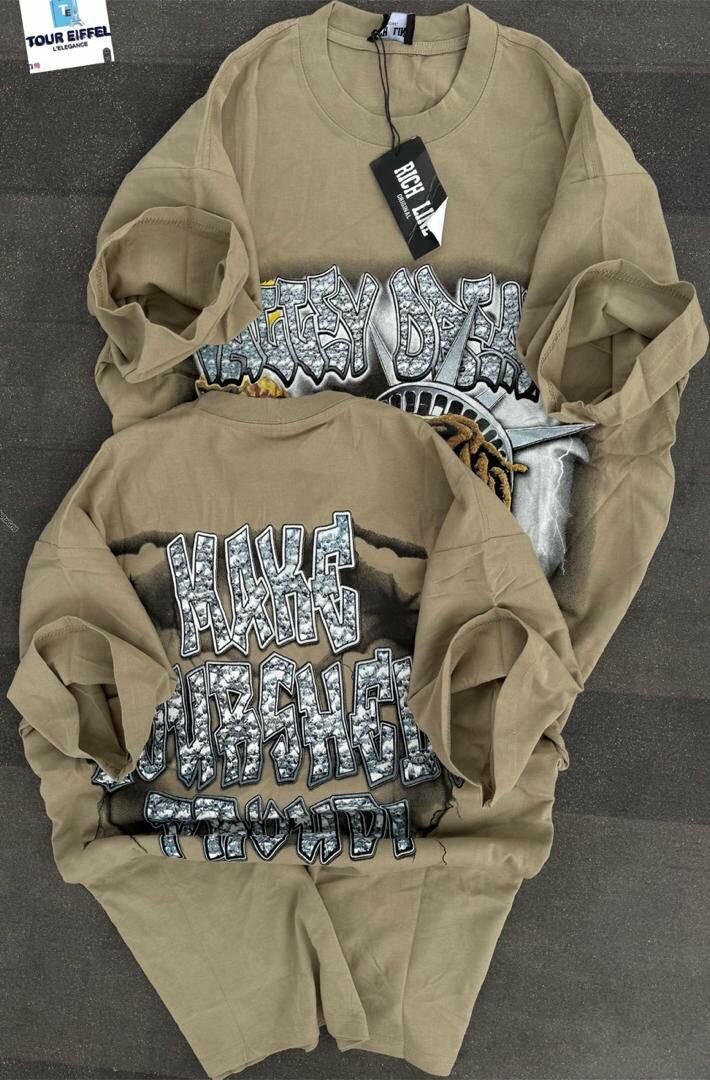 T-shirt streetwear oversize