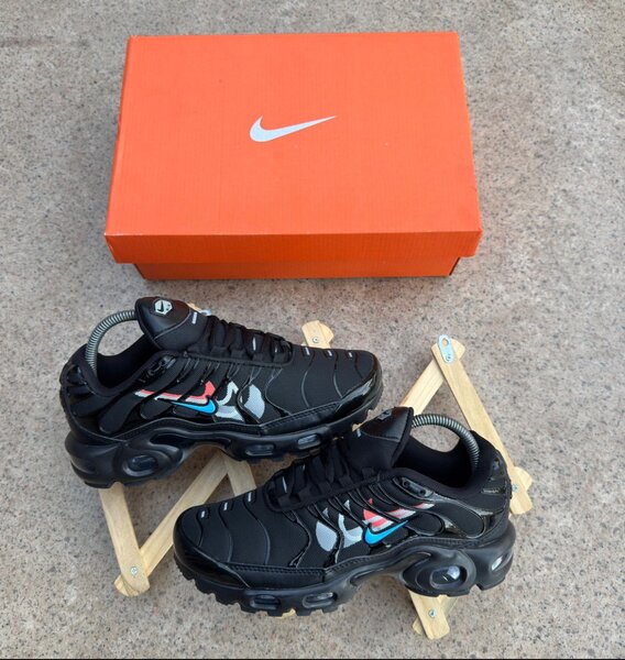 Nike TN