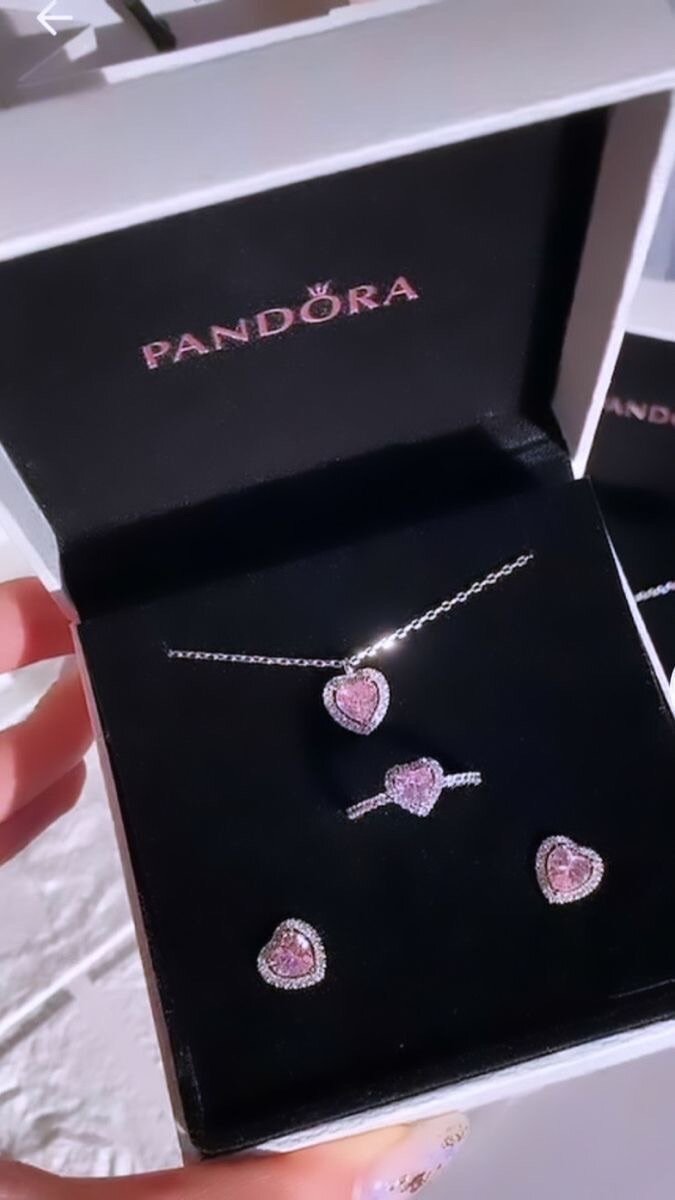 Pandora