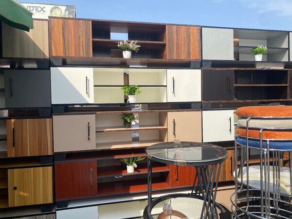 Tv stand