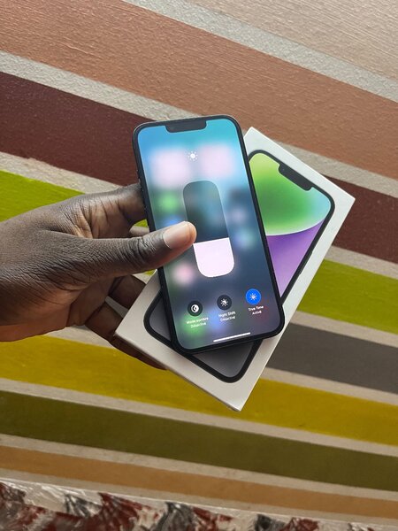 iPhone 14 CE