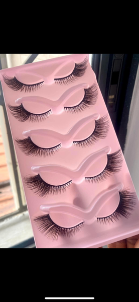 Faux cils naturels