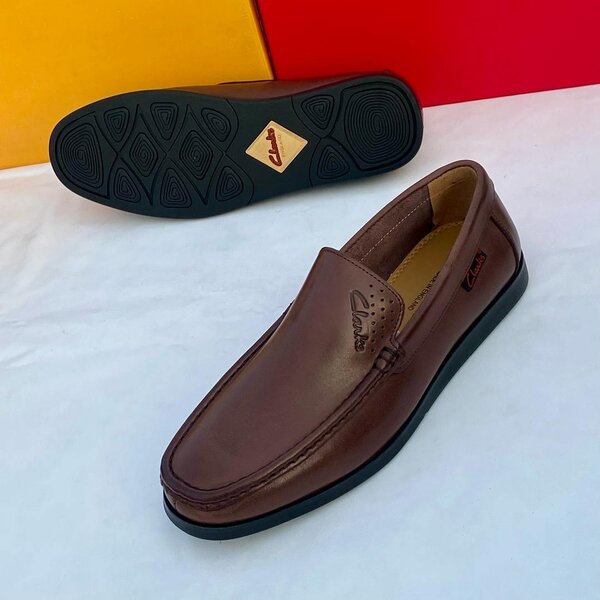 CLARKS CASUAL SHOE