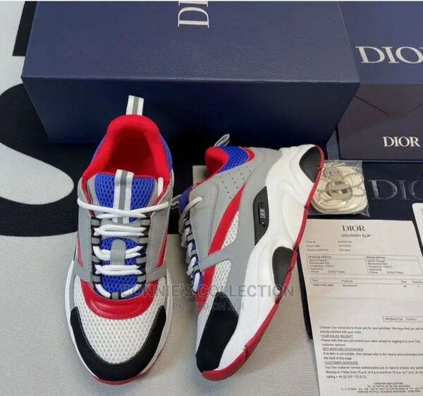 Sneaker