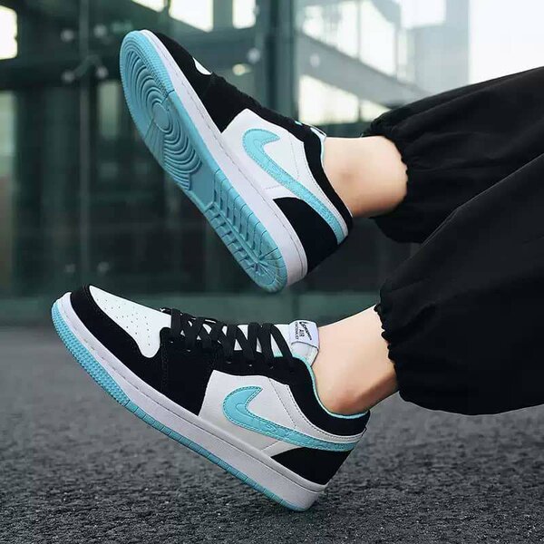 Sneakers tendance et colorées