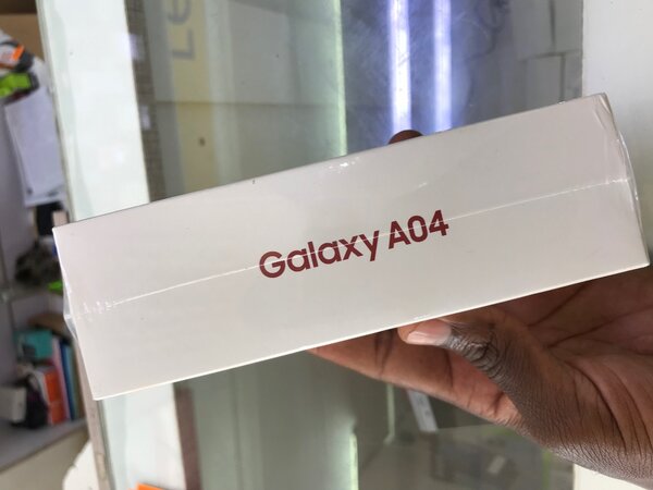 Samsung A04