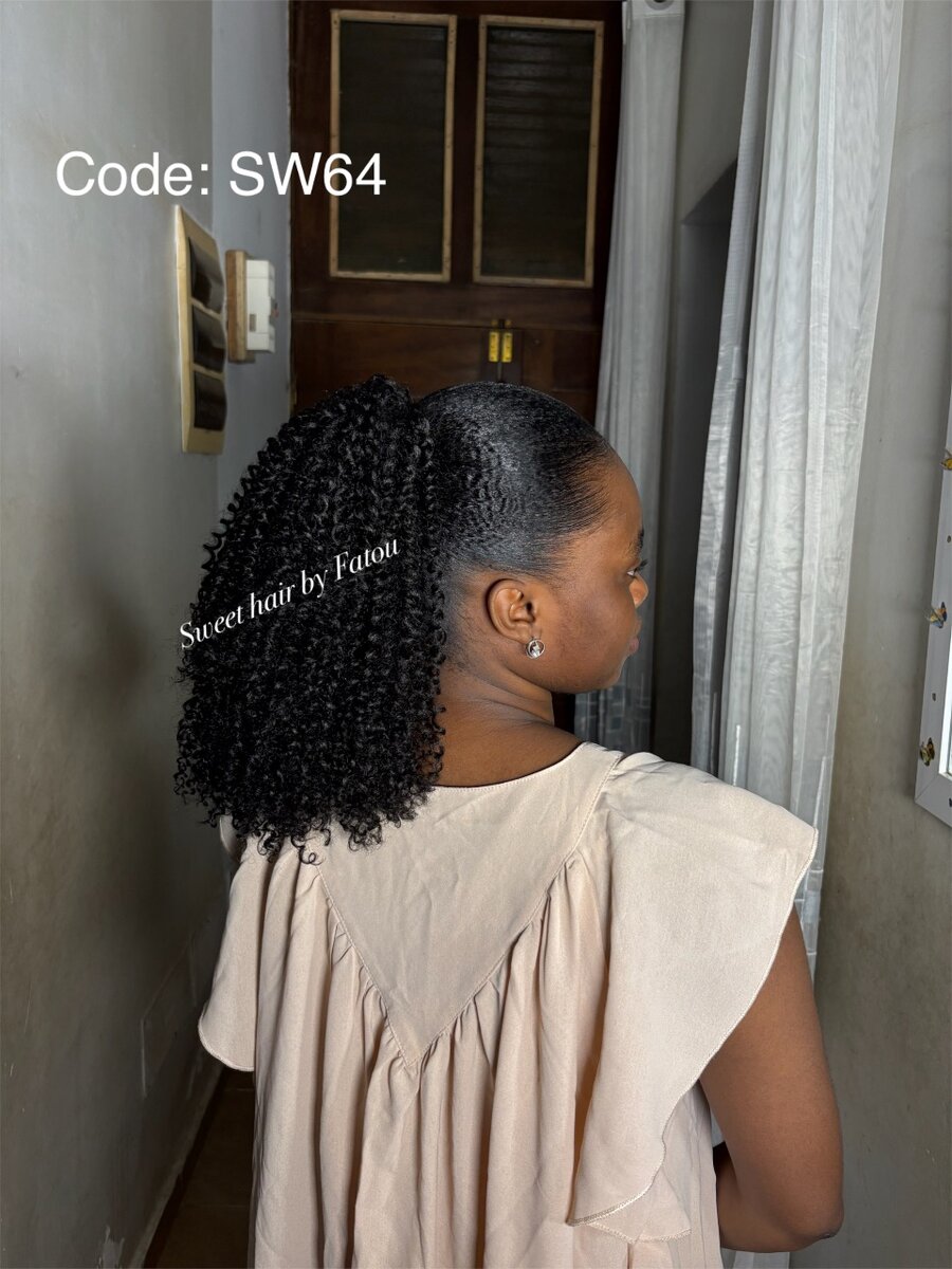 Postiche court bouclé SW64