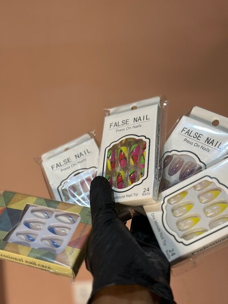 False nails