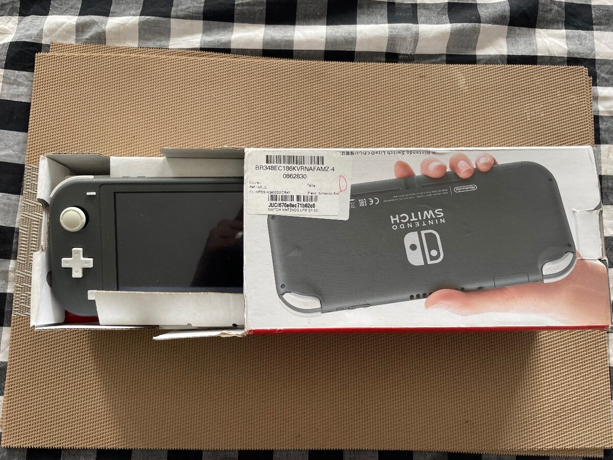 Nitendo Switch lite