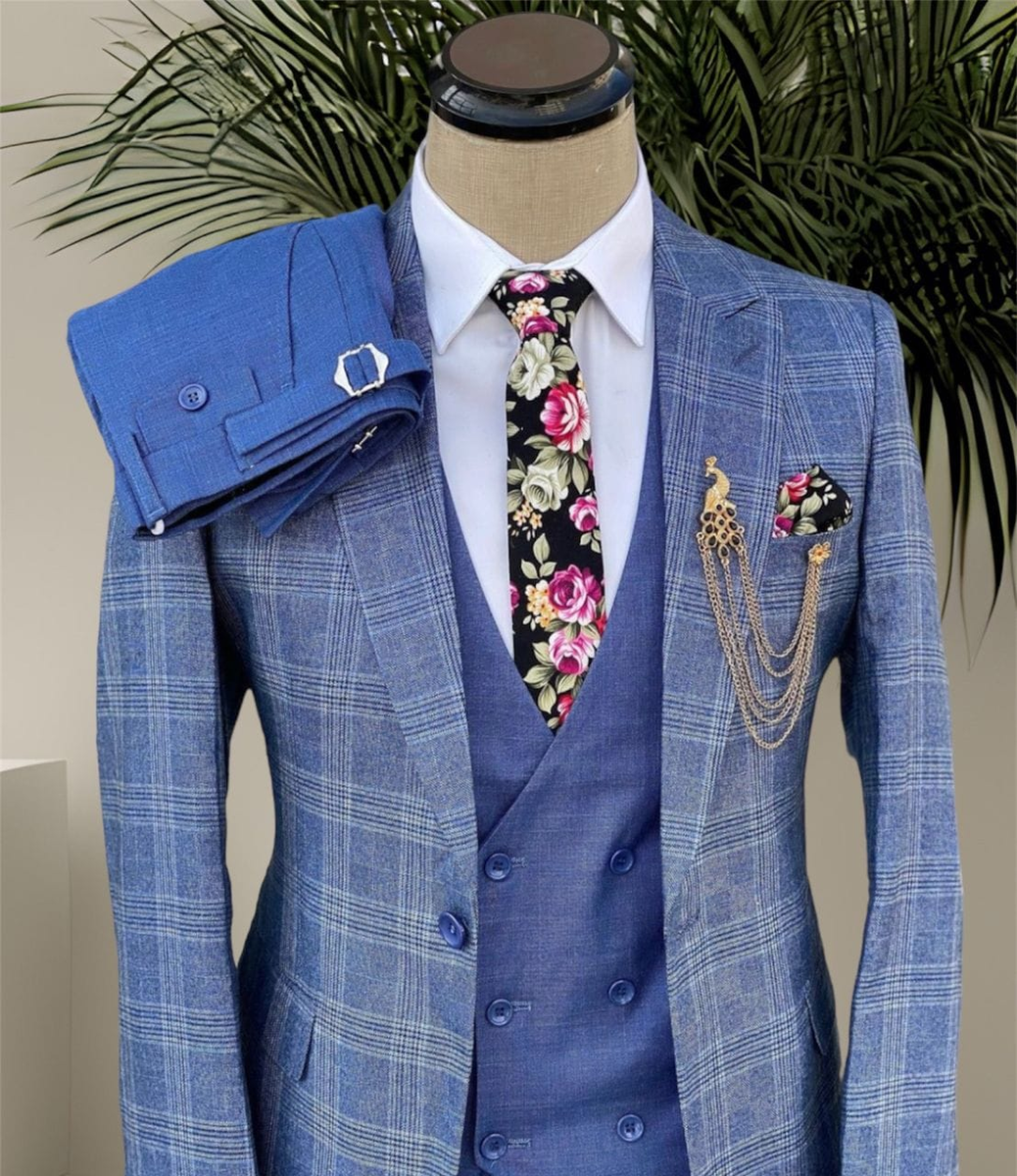Suit bleu