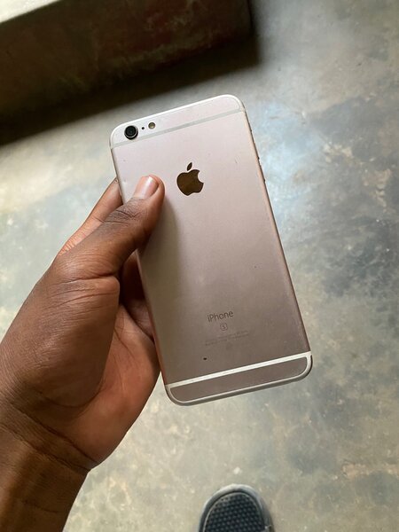 iPhone 6S Plus