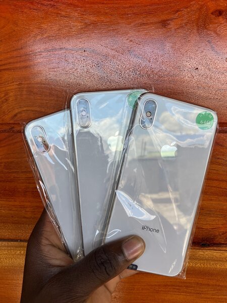 iPhone X