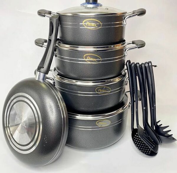 Pots And pans