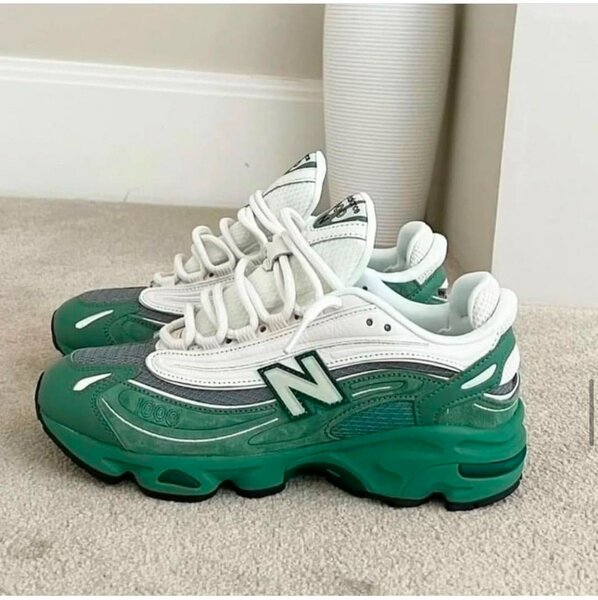 Fashion sneakers