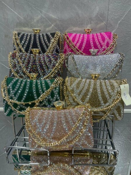 Clutch purse