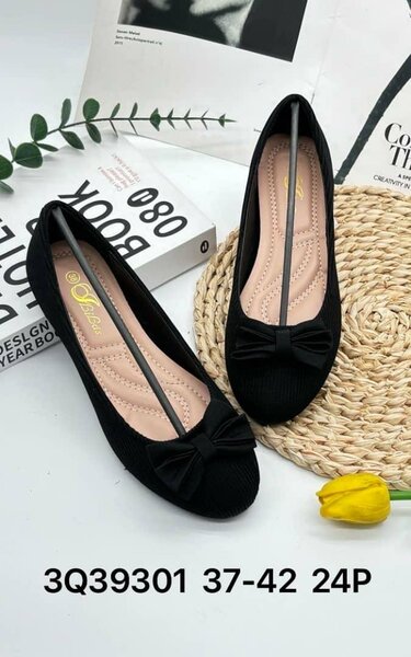 Flat shoes
