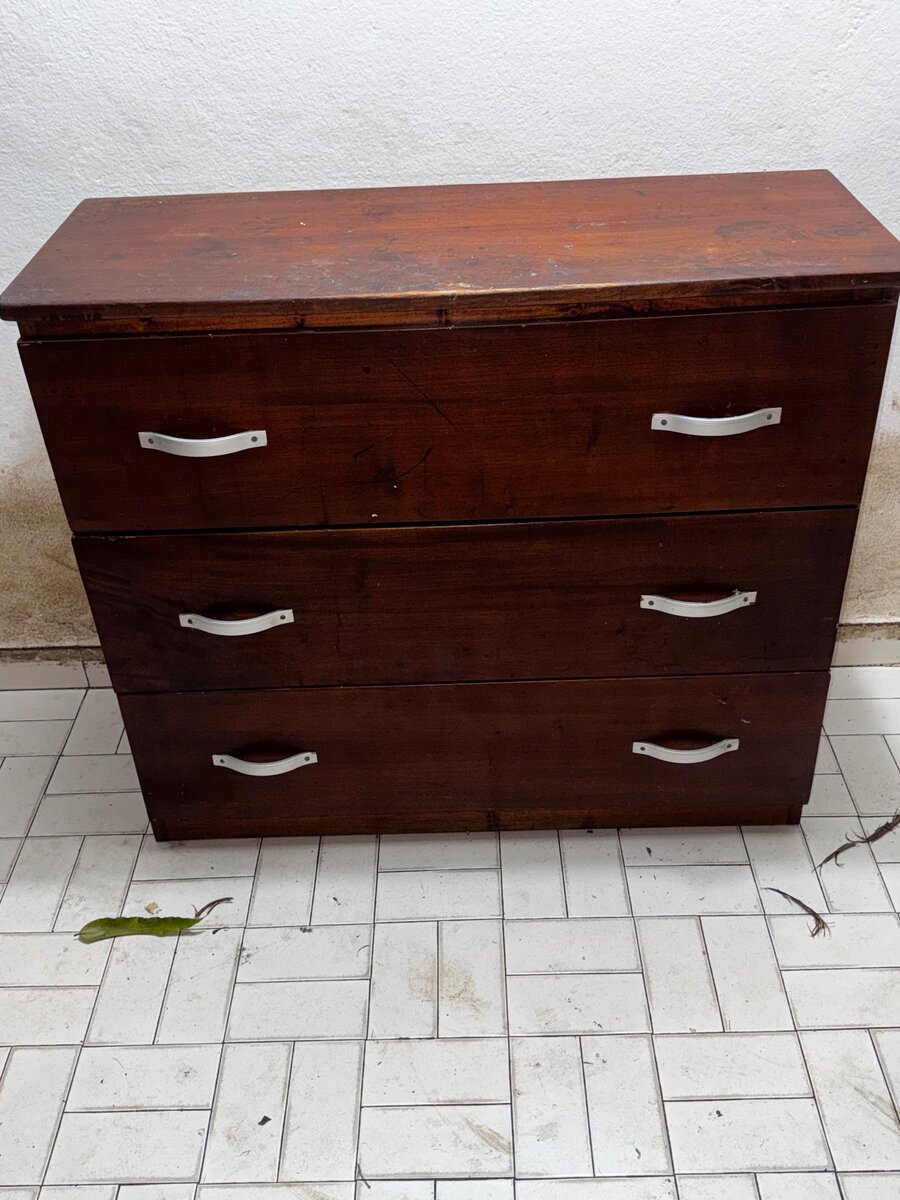Commode à 3 rangées