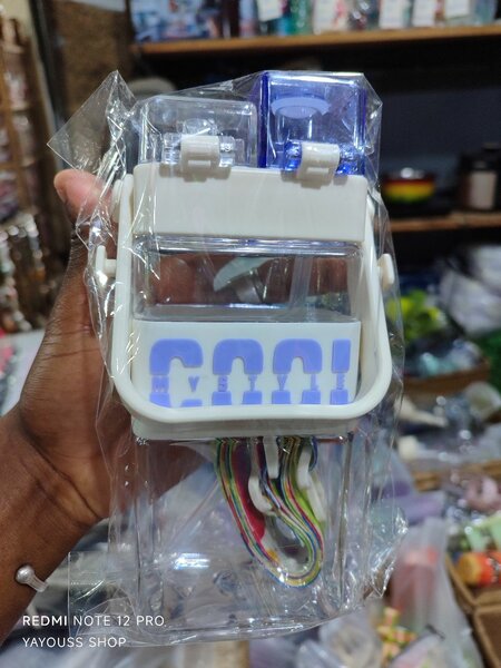 Distributeur de liquide pratique