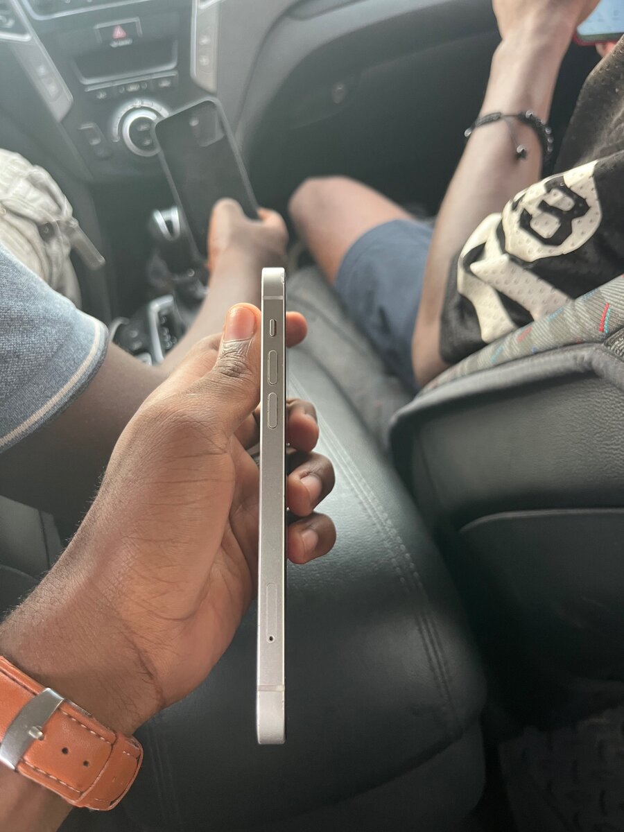 iPhone 12