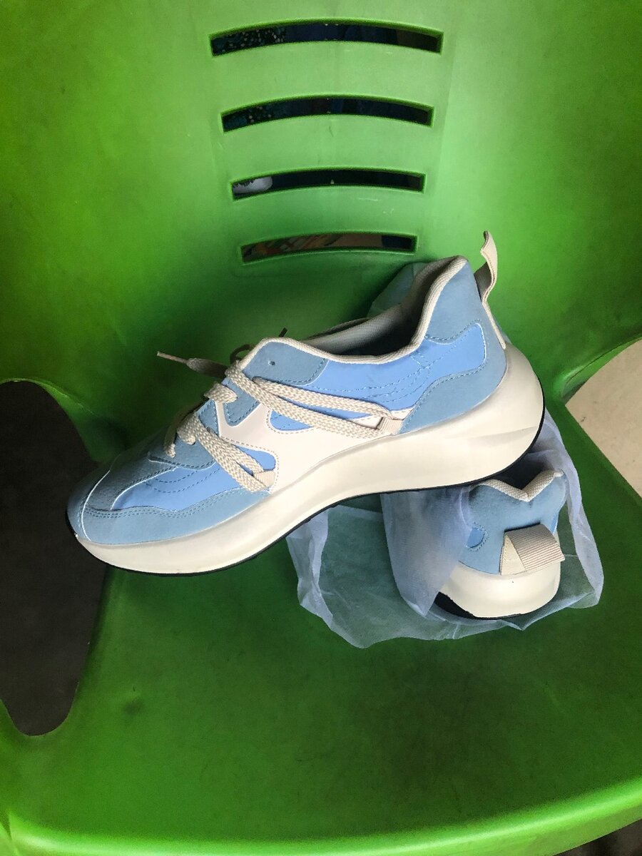 Sneakers