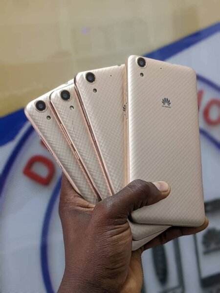 HHIAWEI HONOR 5A