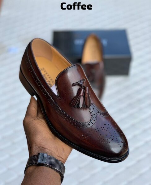 Dress shoes