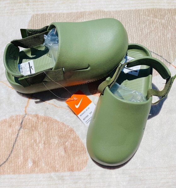 Nike camfor  Crocs