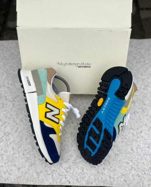 New Balance & Nike