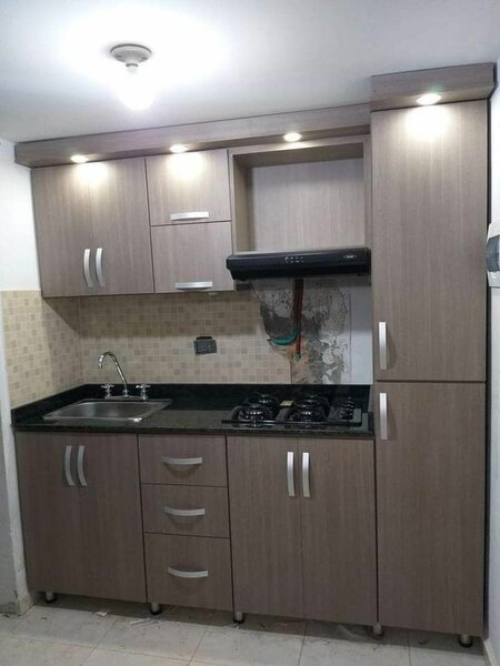 Kitchen cabinet