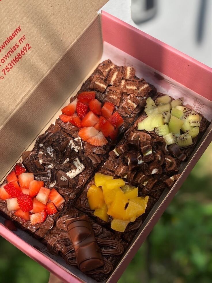 Brownies assortis aux fruits