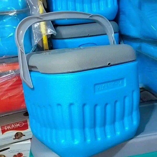 ICE CHEST